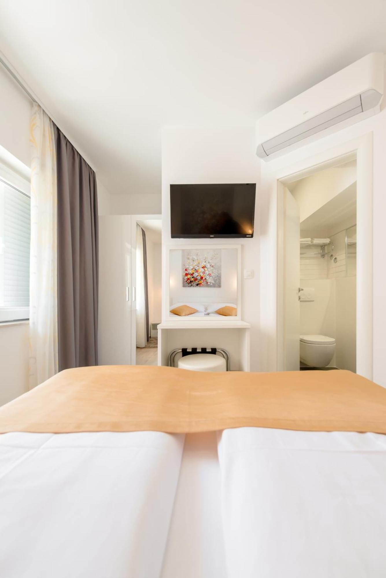 Apartments Villa Tudor 1 赫瓦尔 外观 照片